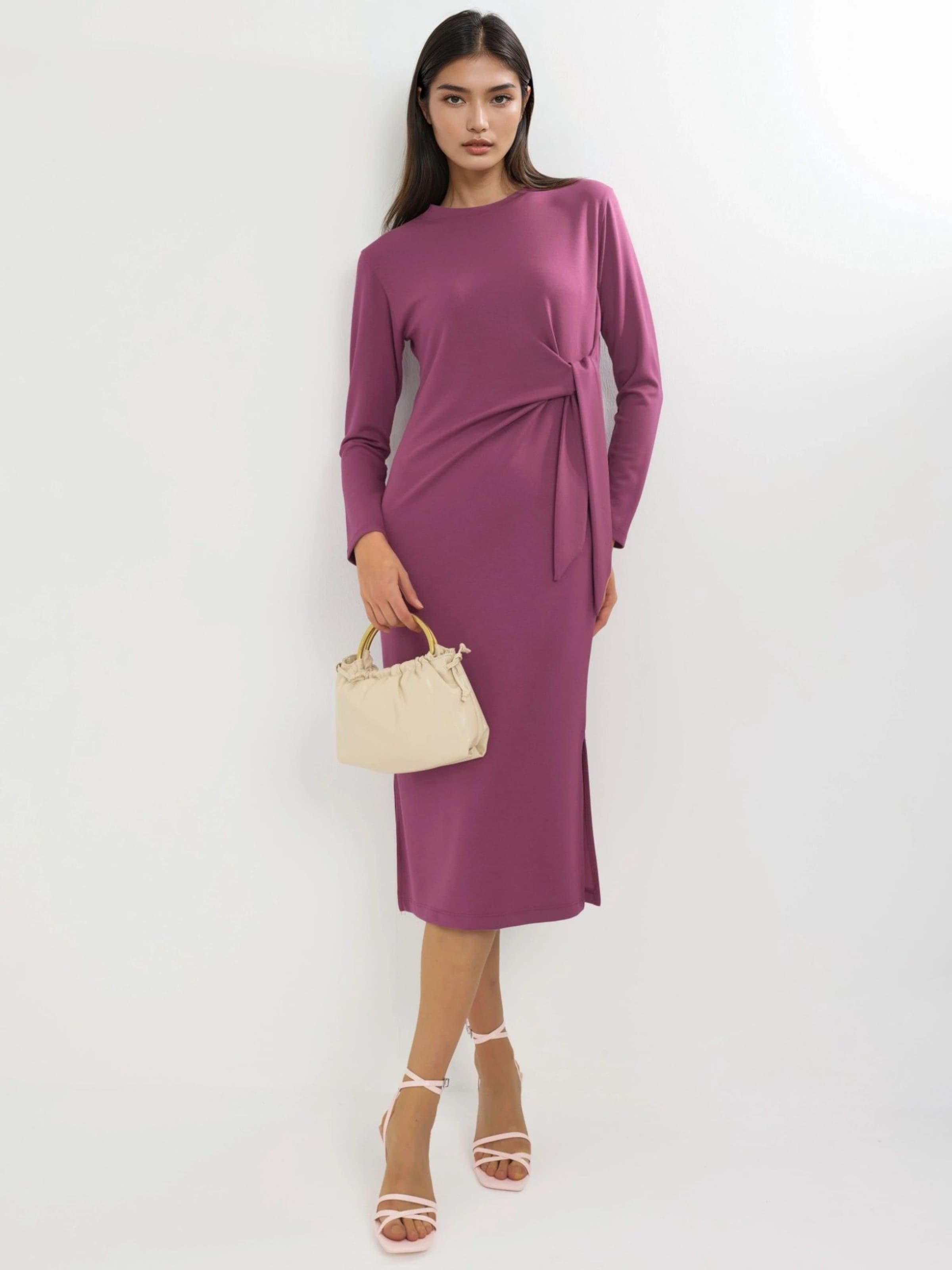 Hiccup Платье в светло-фиолетовом цвете
Hiccup Платье в светло-фиолетовом цвете