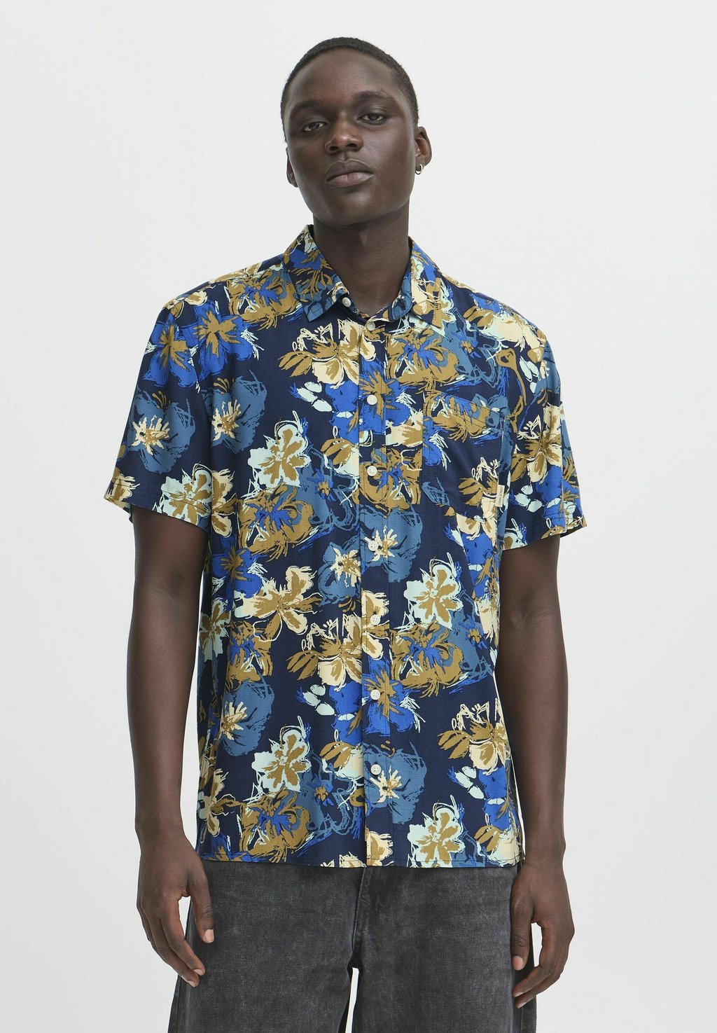 Рубашка BHATLE Blend, синий
Рубашка BHATLE Blend, синий