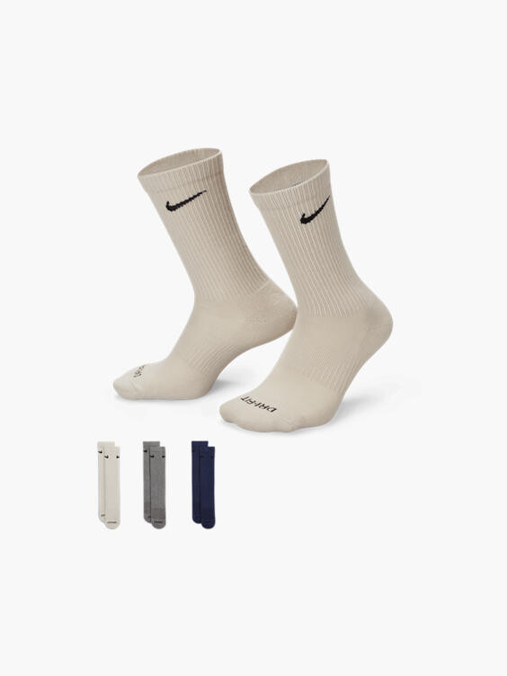 Упаковка из 3 носков. Nike, бежевый
Упаковка из 3 носков. Nike, бежевый