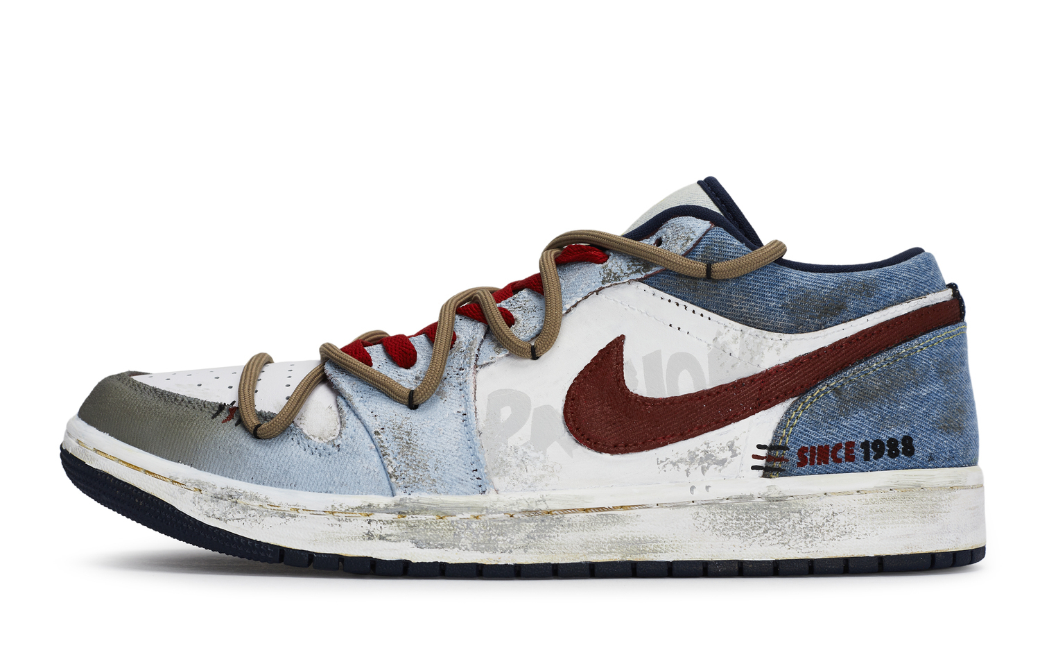 Jordan Air 1 REGO Hot Dog устойчивые к истиранию низкие баскетбольные кроссовки в винтажном стиле для мужчин серый красный синий
Jordan Air 1 REGO Hot Dog устойчивые к истиранию низкие баскетбольные кроссовки в винтажном стиле для мужчин серый красный синий