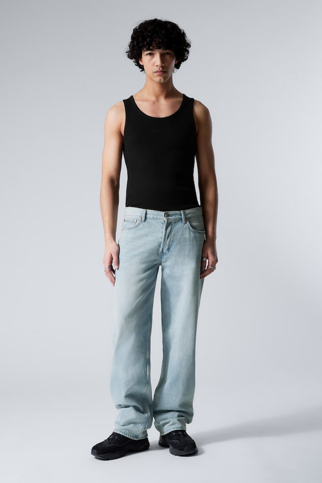 Джинсы свободного кроя с заниженной талией Sphere Weekday, голубой
Джинсы свободного кроя с заниженной талией Sphere Weekday, голубой