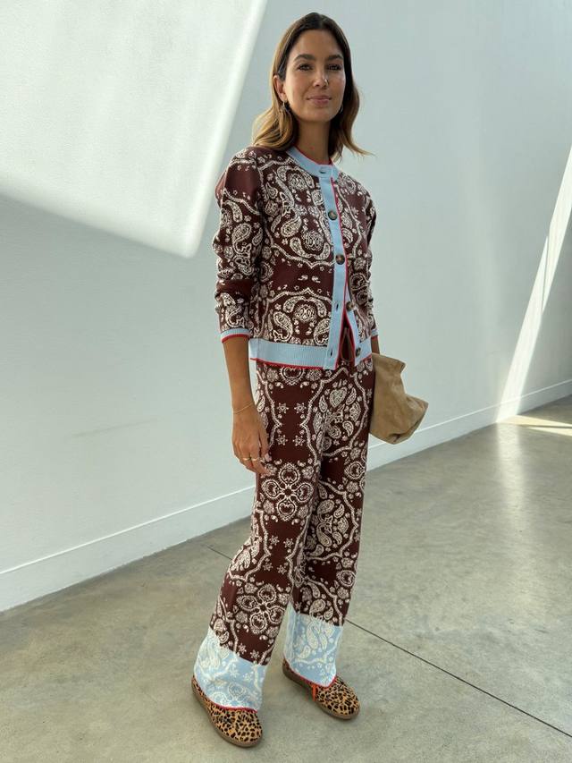 Худи-кардиган с капюшоном Holly Bandana Never Fully Dressed, Brown/Multi
Худи-кардиган с капюшоном Holly Bandana Never Fully Dressed, Brown/Multi