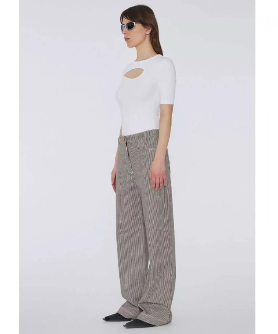 Слегка расклешенные брюки из твила с полосками в виде паутины. Remain, мультиколор
Слегка расклешенные брюки из твила с полосками в виде паутины. Remain, мультиколор