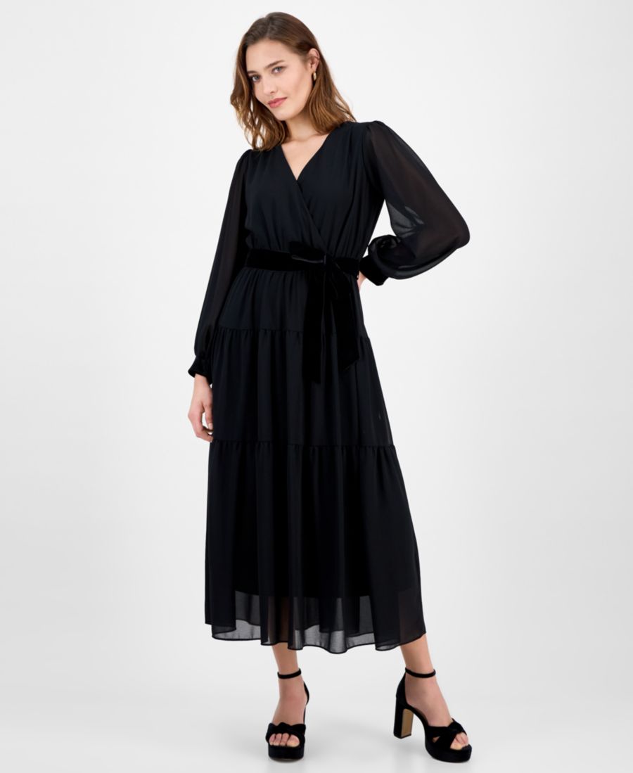 Женское длинное платье с запахом и ярусным подолом Robbie Bee, Black
Женское длинное платье с запахом и ярусным подолом Robbie Bee, Black