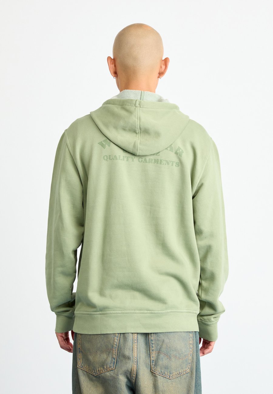 Худи Dickies CHRISTIANA HOODIE, Sea Spray/Dark Green
Худи Dickies CHRISTIANA HOODIE, Sea Spray/Dark Green