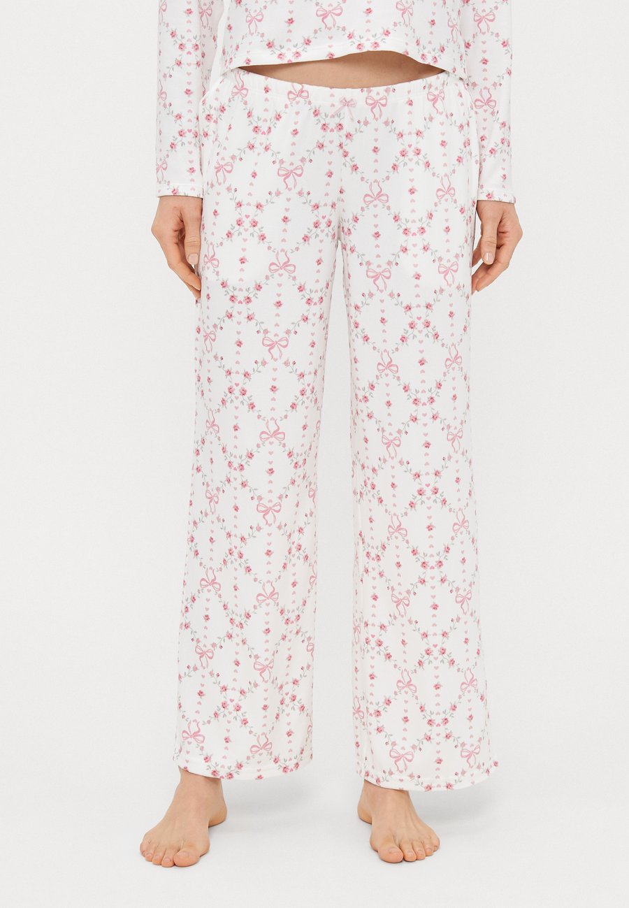 Пижамные брюки Hollister Co. LIQUID COZY WIDE LEG, White/Red/White
Пижамные брюки Hollister Co. LIQUID COZY WIDE LEG, White/Red/White