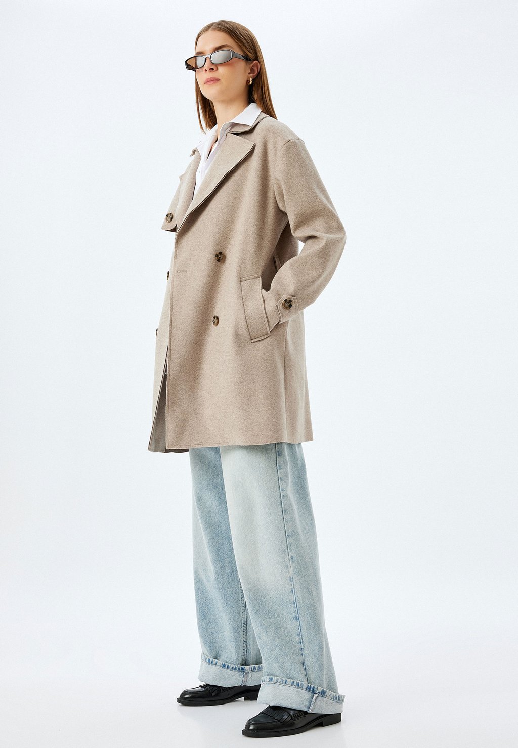 Классическое пальто Koton, светло-коричневый
Классическое пальто Koton, светло-коричневый