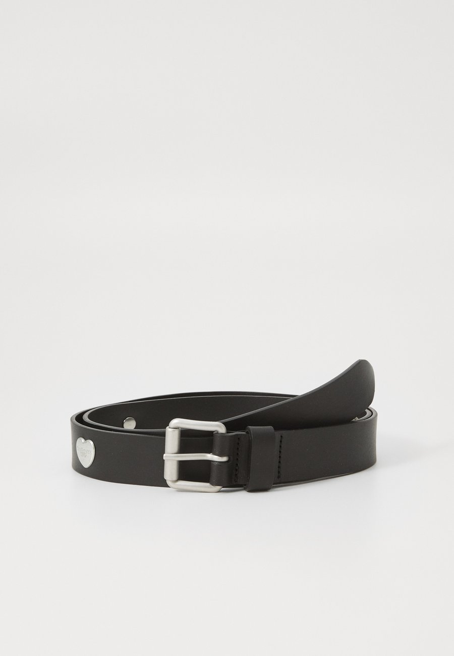 Ремень Carhartt WIP TYLOR BELT UNISEX, Black/Silver-Coloured/Black
Ремень Carhartt WIP TYLOR BELT UNISEX, Black/Silver-Coloured/Black