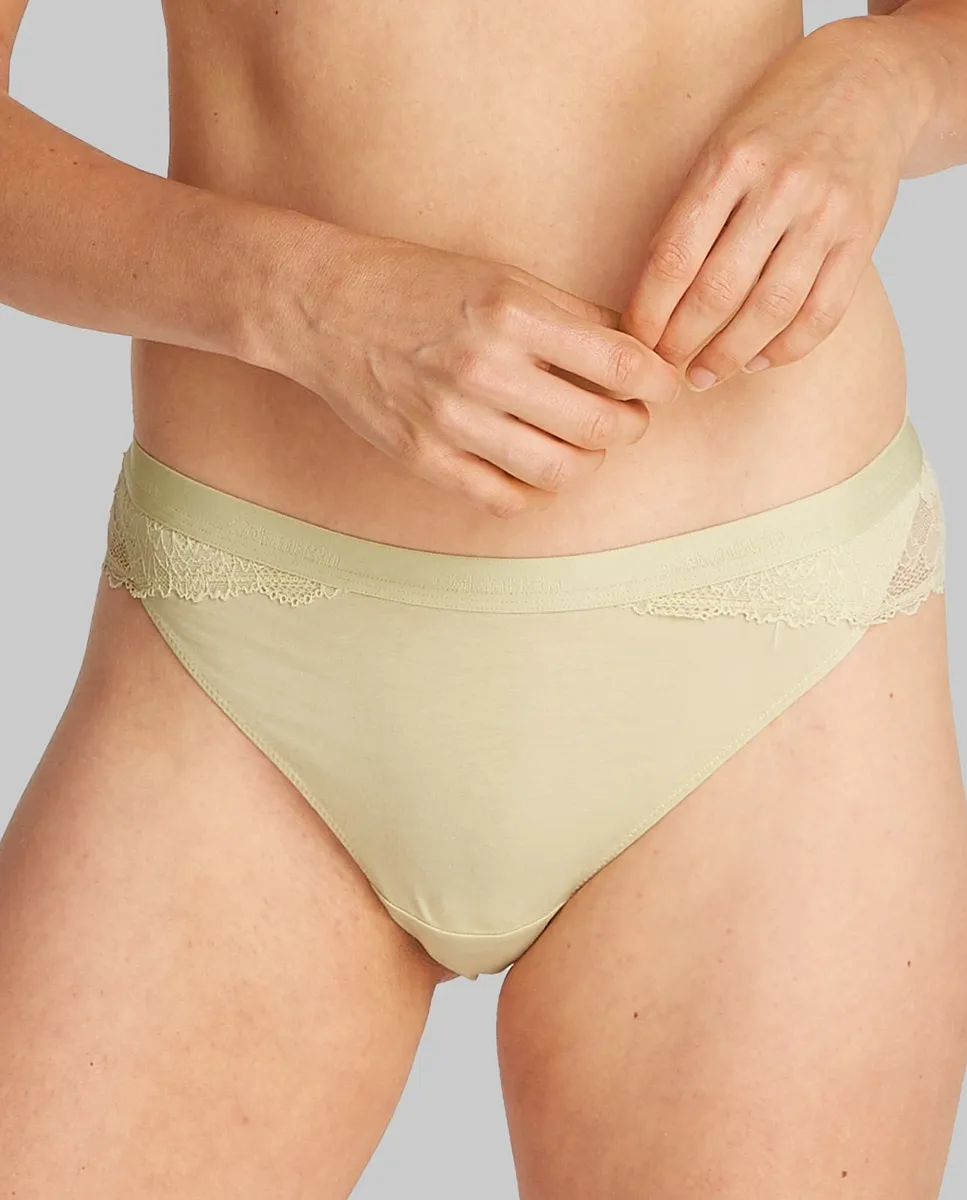 Бразильская кружевная икона Calvin Klein, желтый
Бразильская кружевная икона Calvin Klein, желтый