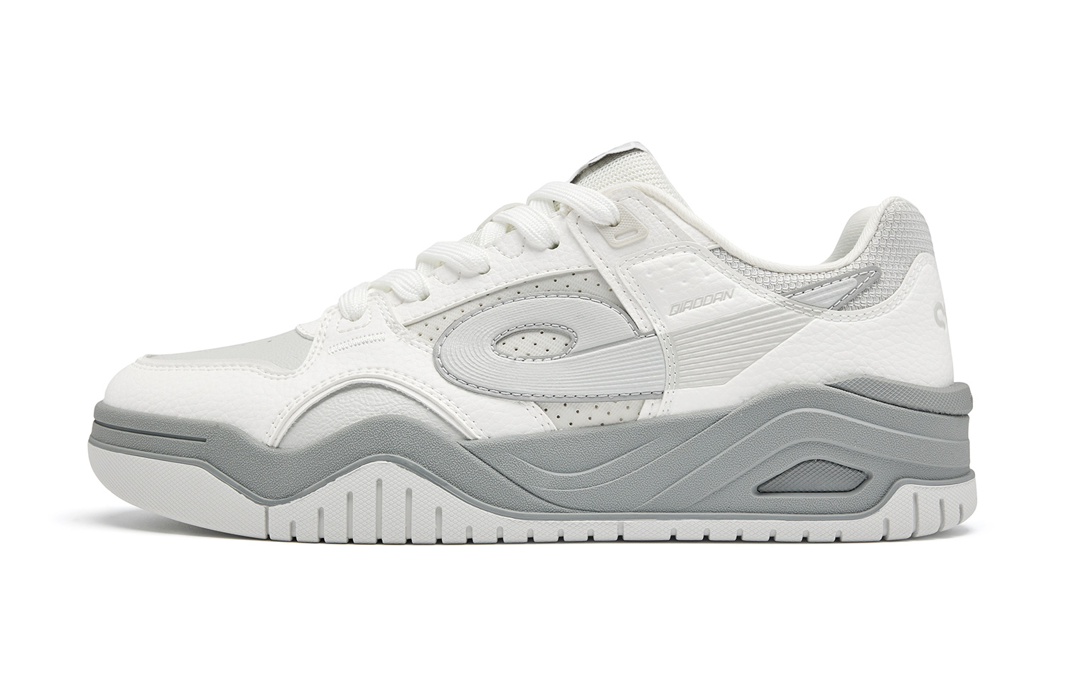 QIAODAN Кроссовки для скейтбординга Coverage Slip Balance Low Top, мужские, цвет: белый с серым
QIAODAN Кроссовки для скейтбординга Coverage Slip Balance Low Top, мужские, цвет: белый с серым