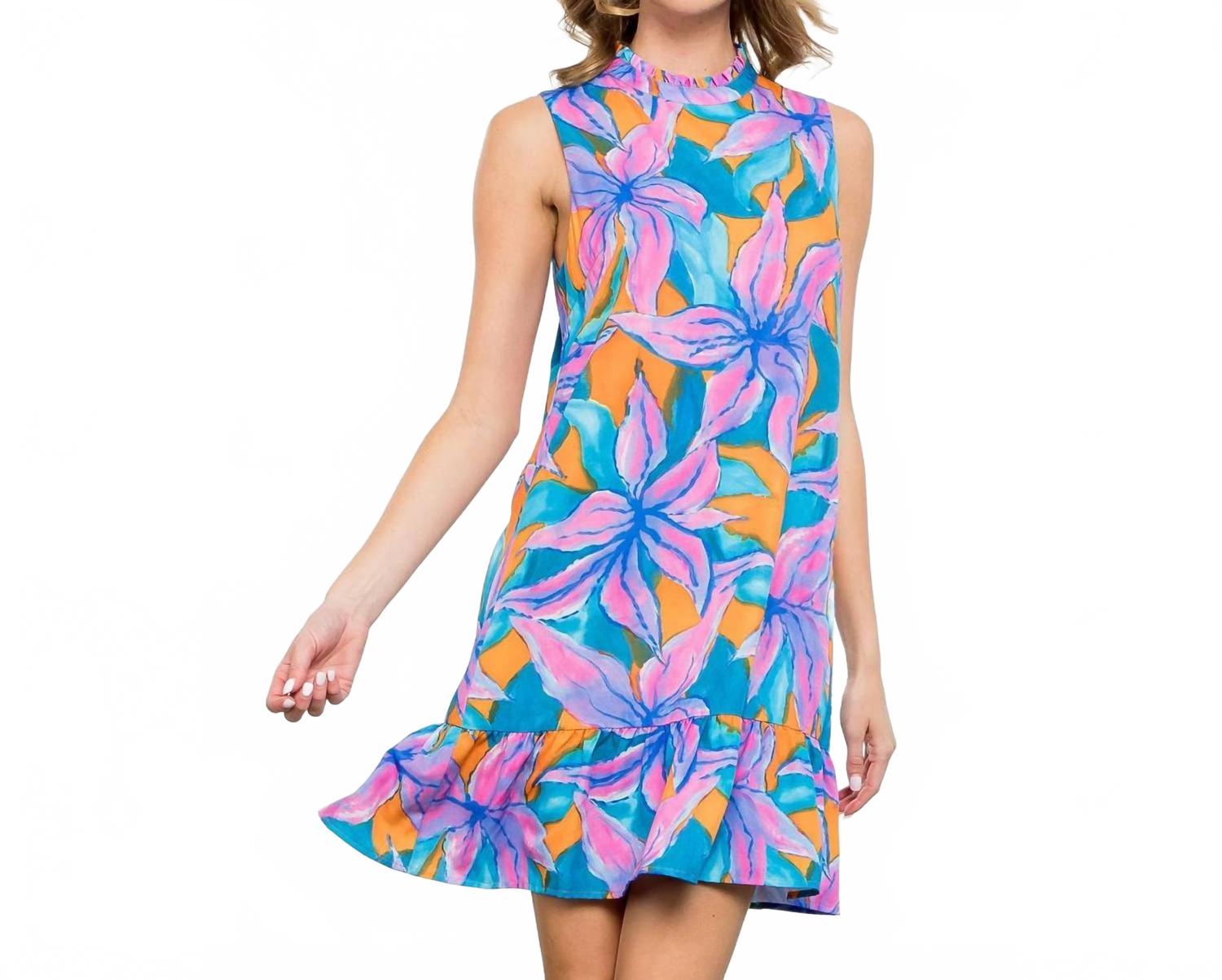 Женское платье без рукавов с цветочным принтом в бирюзовом цвете THML
Женское платье без рукавов с цветочным принтом в бирюзовом цвете THML