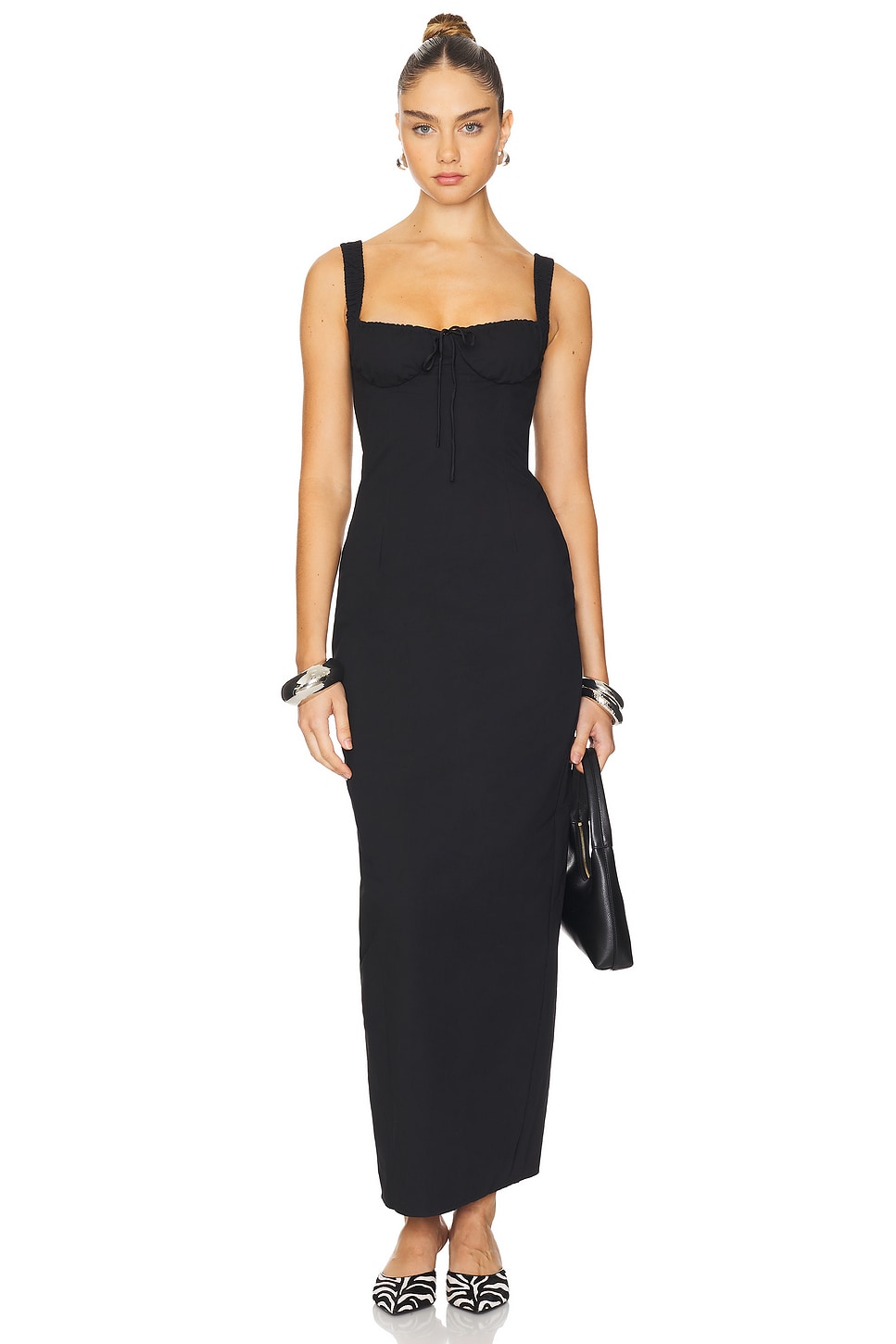 Платье макси для жарких ночей Lioness, цвет onyx
Платье макси для жарких ночей Lioness, цвет onyx