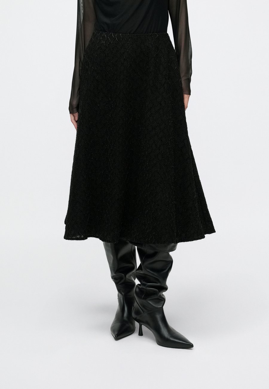 Юбка Marc Cain A-line skirt, Black
Юбка Marc Cain A-line skirt, Black
