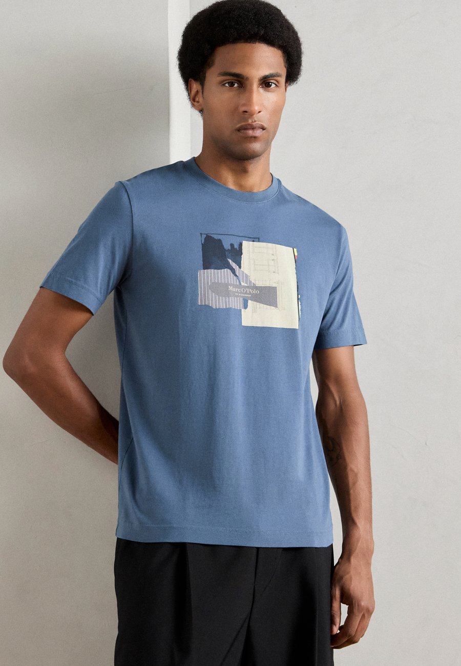 Футболка Marc O'Polo SHORTSLEEVE CREW NECK NEW LOGO, Storm/Blue, Синий, Футболка Marc O'Polo SHORTSLEEVE CREW NECK NEW LOGO, Storm/Blue
Футболка Marc O'Polo SHORTSLEEVE CREW NECK NEW LOGO, Storm/Blue, Синий, Футболка Marc O'Polo SHORTSLEEVE CREW NECK NEW LOGO, Storm/Blue