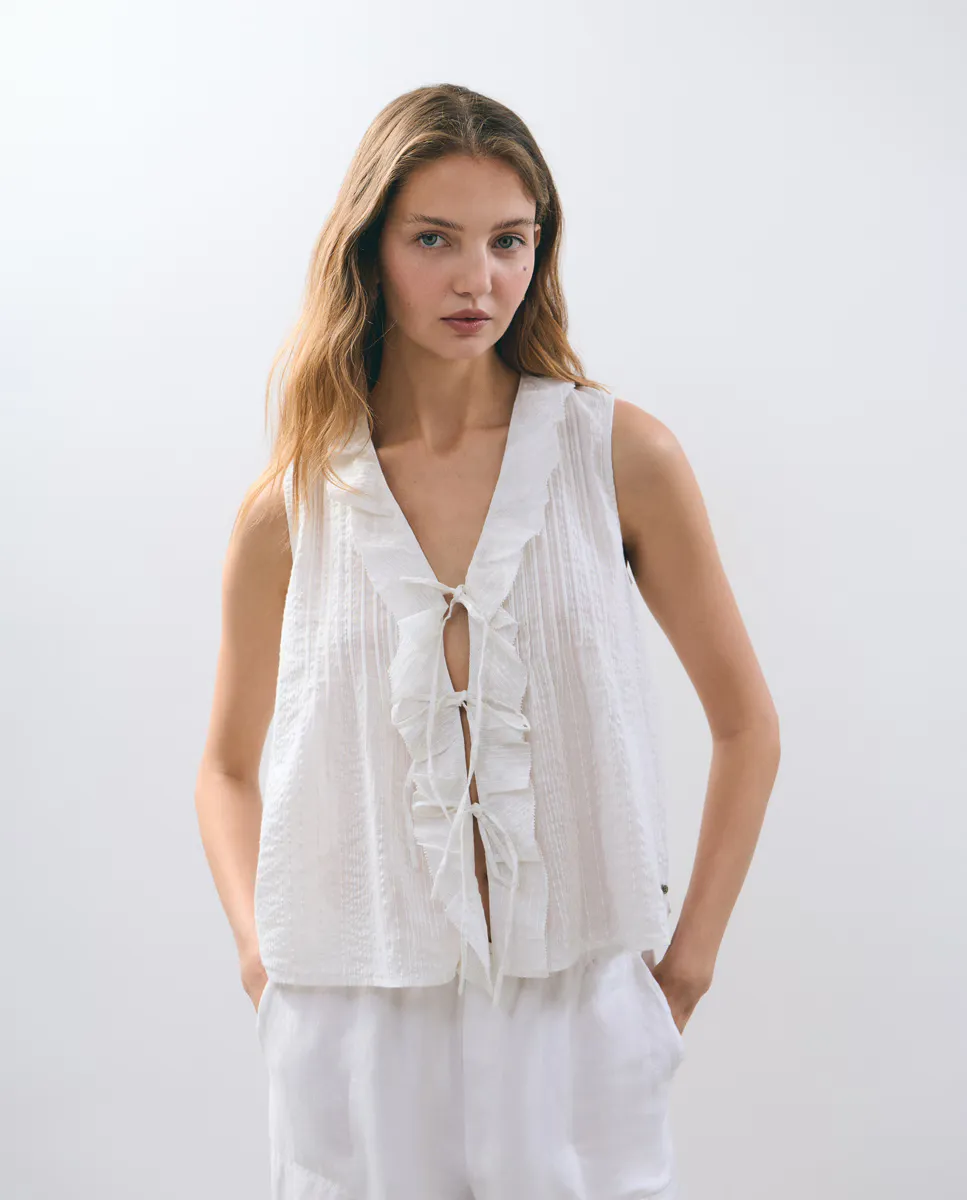 Женская блуза с рюшами и бантами Brownie, белый
Женская блуза с рюшами и бантами Brownie, белый