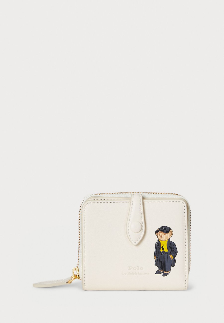 Кошелек Polo Ralph Lauren POLO BEAR LEATHER COMPACT WALLET, Ivory/Off-White
Кошелек Polo Ralph Lauren POLO BEAR LEATHER COMPACT WALLET, Ivory/Off-White