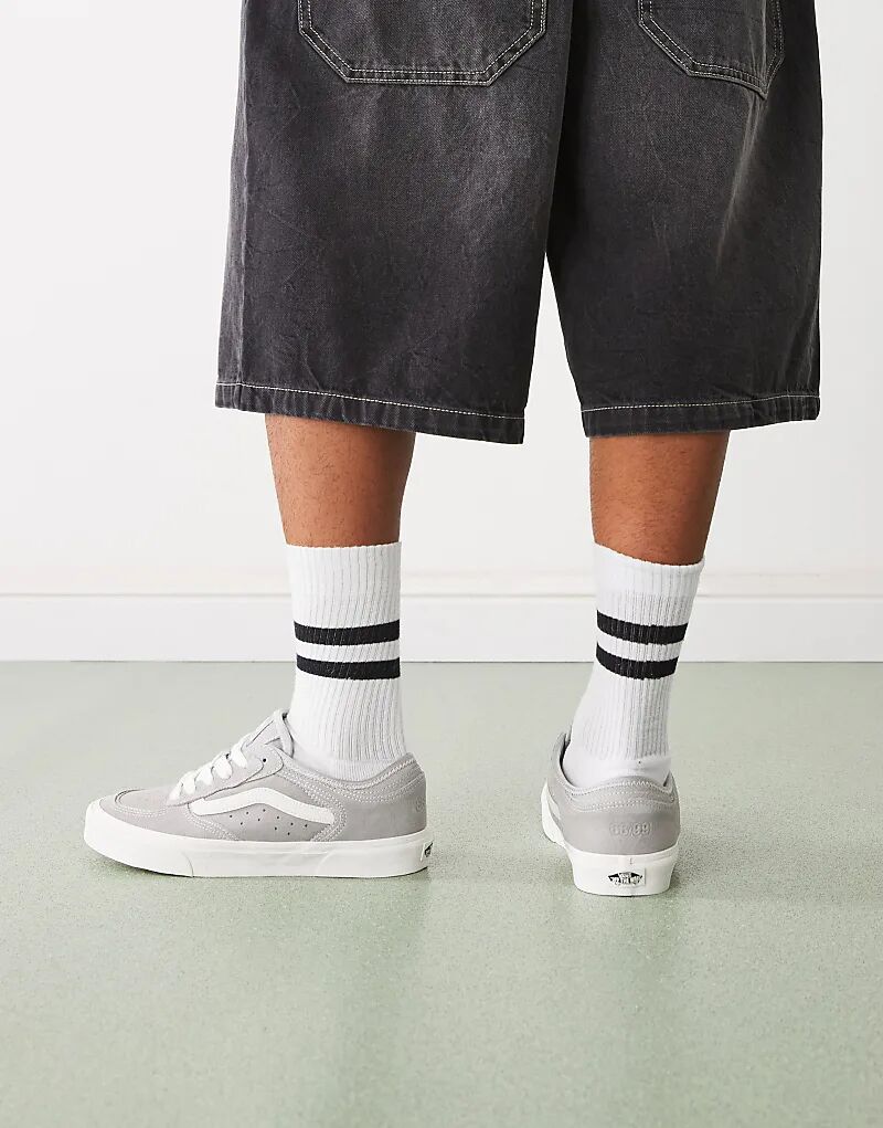 Кеды Vans Rowley classic в оттенке «морось/зефир»
Кеды Vans Rowley classic в оттенке «морось/зефир»