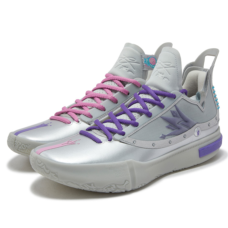 361° Баскетбольные кроссовки Joker 1 GT мужские, средний верх, серебристо-белый/дикая роза
361° Баскетбольные кроссовки Joker 1 GT мужские, средний верх, серебристо-белый/дикая роза