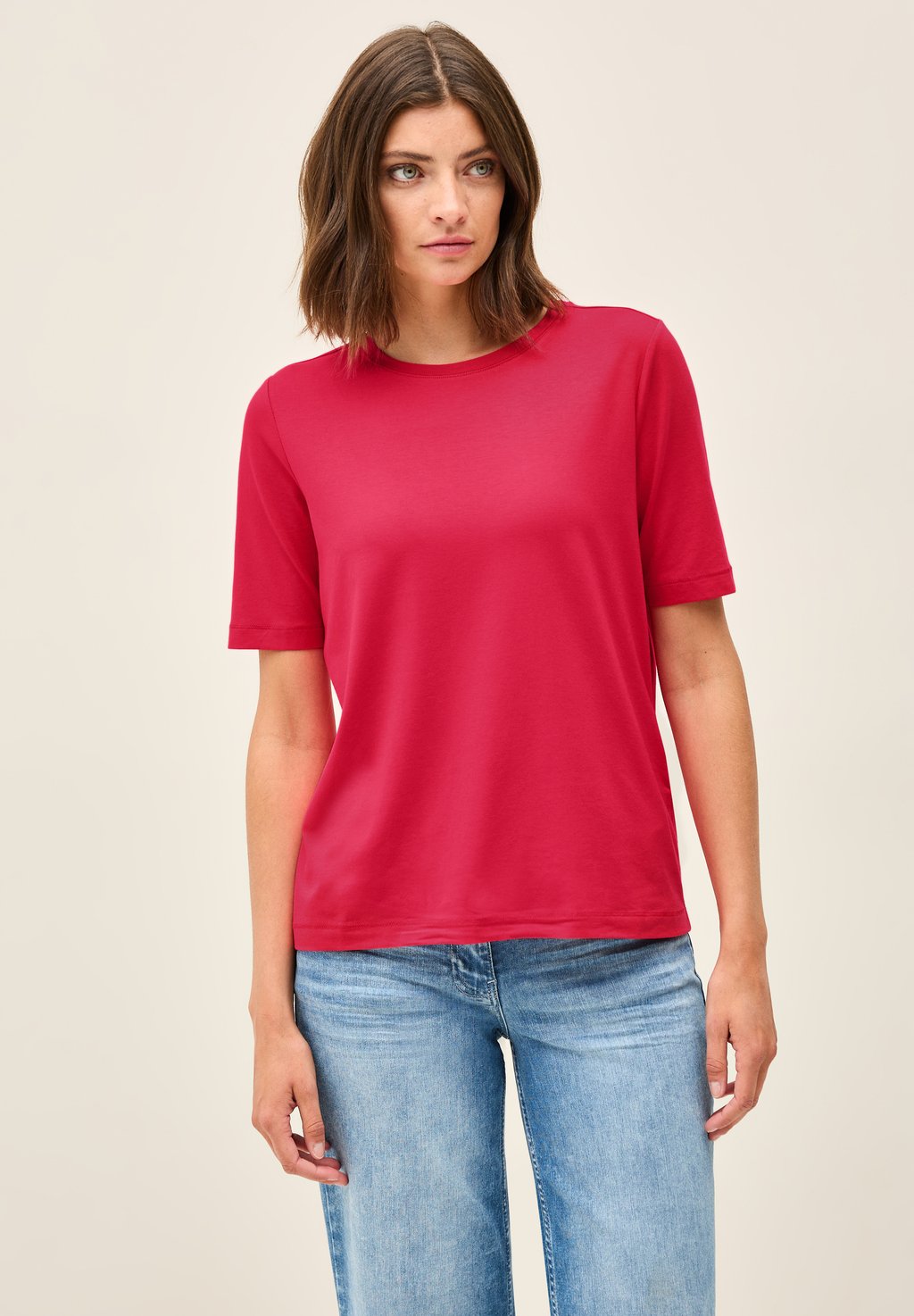 Базовая футболка Cecil, металлик красный
Базовая футболка Cecil, металлик красный