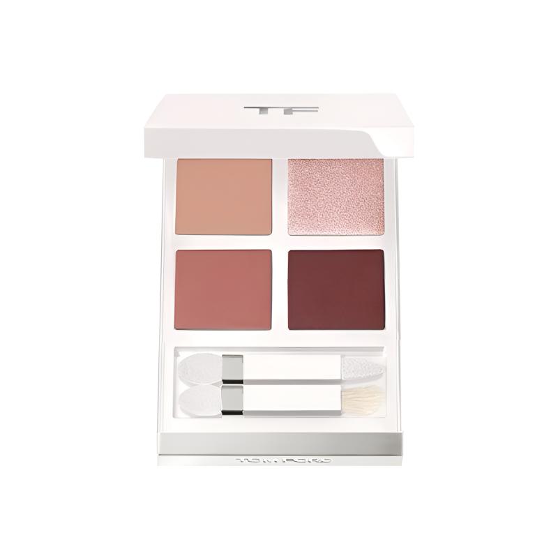 Ограниченное рождественское издание TF Snow Reflected Iridescent Quad теней для век, легко растушевываются, подчеркивают естественную красоту глаз TOM FORD
Ограниченное рождественское издание TF Snow Reflected Iridescent Quad теней для век, легко растушевываются, подчеркивают естественную красоту глаз TOM FORD