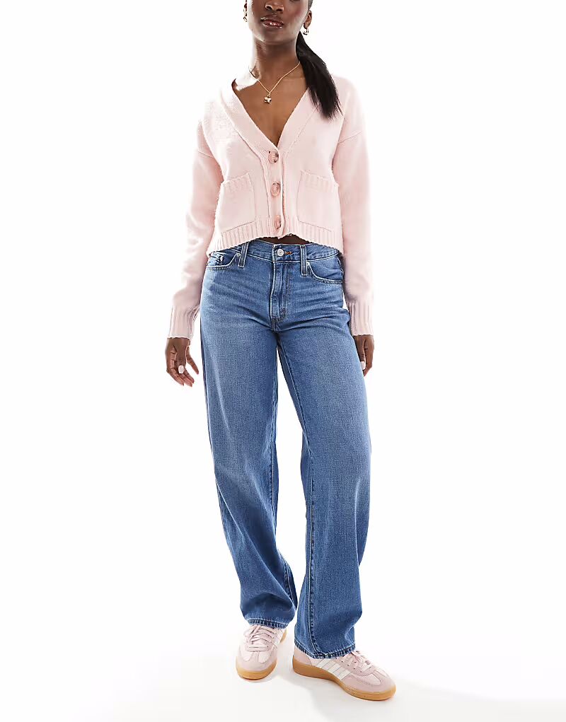 Мешковатые джинсы Levi's dad в цвете средне-синего мытья
Мешковатые джинсы Levi's dad в цвете средне-синего мытья