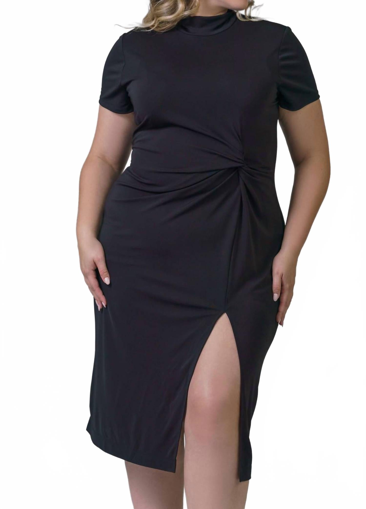 Флиртовое миди-платье Flint - плюс сайз в черном цвете Tanya Taylor
Флиртовое миди-платье Flint - плюс сайз в черном цвете Tanya Taylor