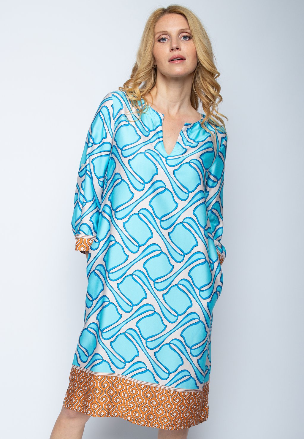 Повседневное платье Emily van den Bergh, цвет Aqua Cognac Border
Повседневное платье Emily van den Bergh, цвет Aqua Cognac Border