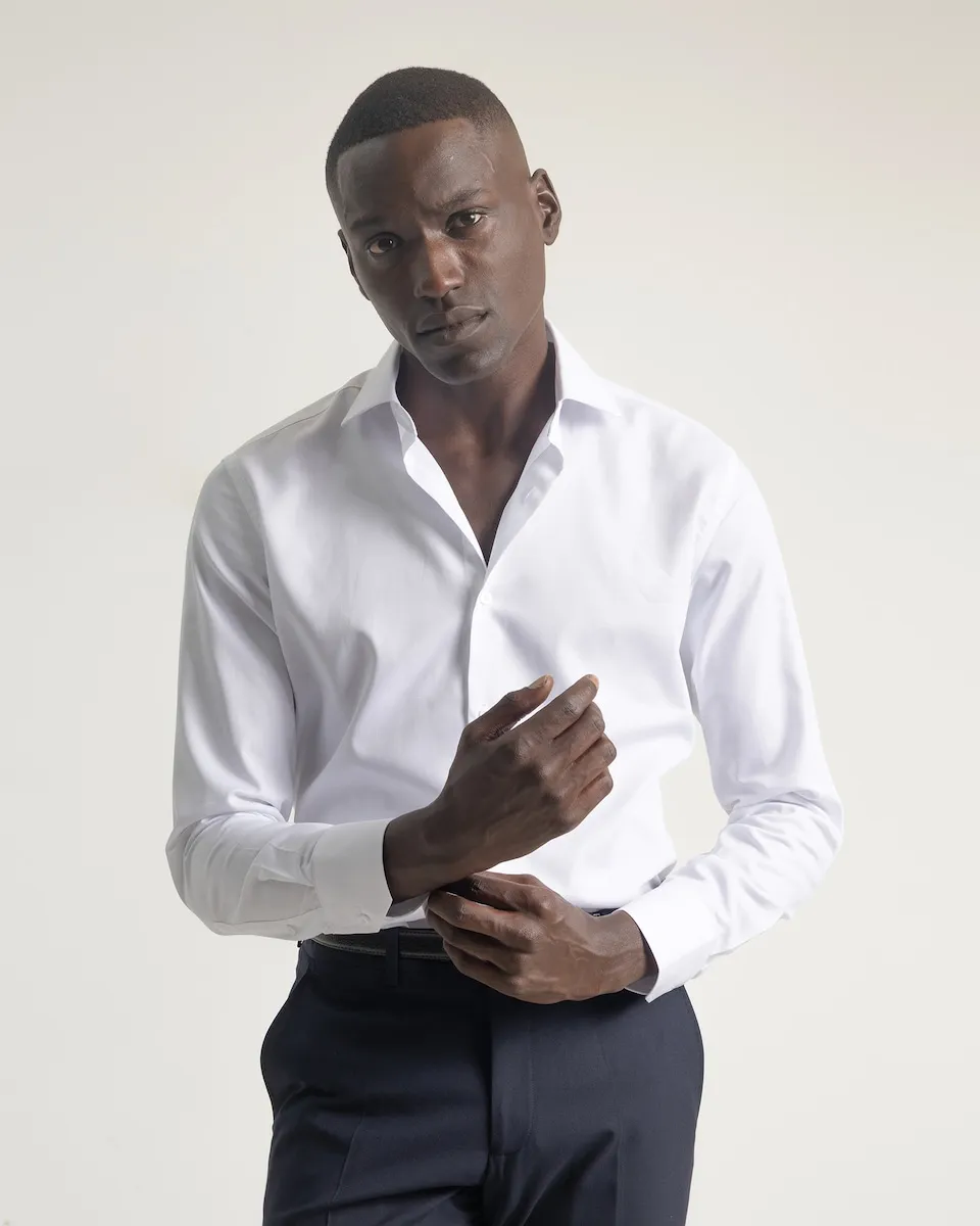 Рубашка мужская классическая белая, приталенный крой PuroEgo, белый
Рубашка мужская классическая белая, приталенный крой PuroEgo, белый