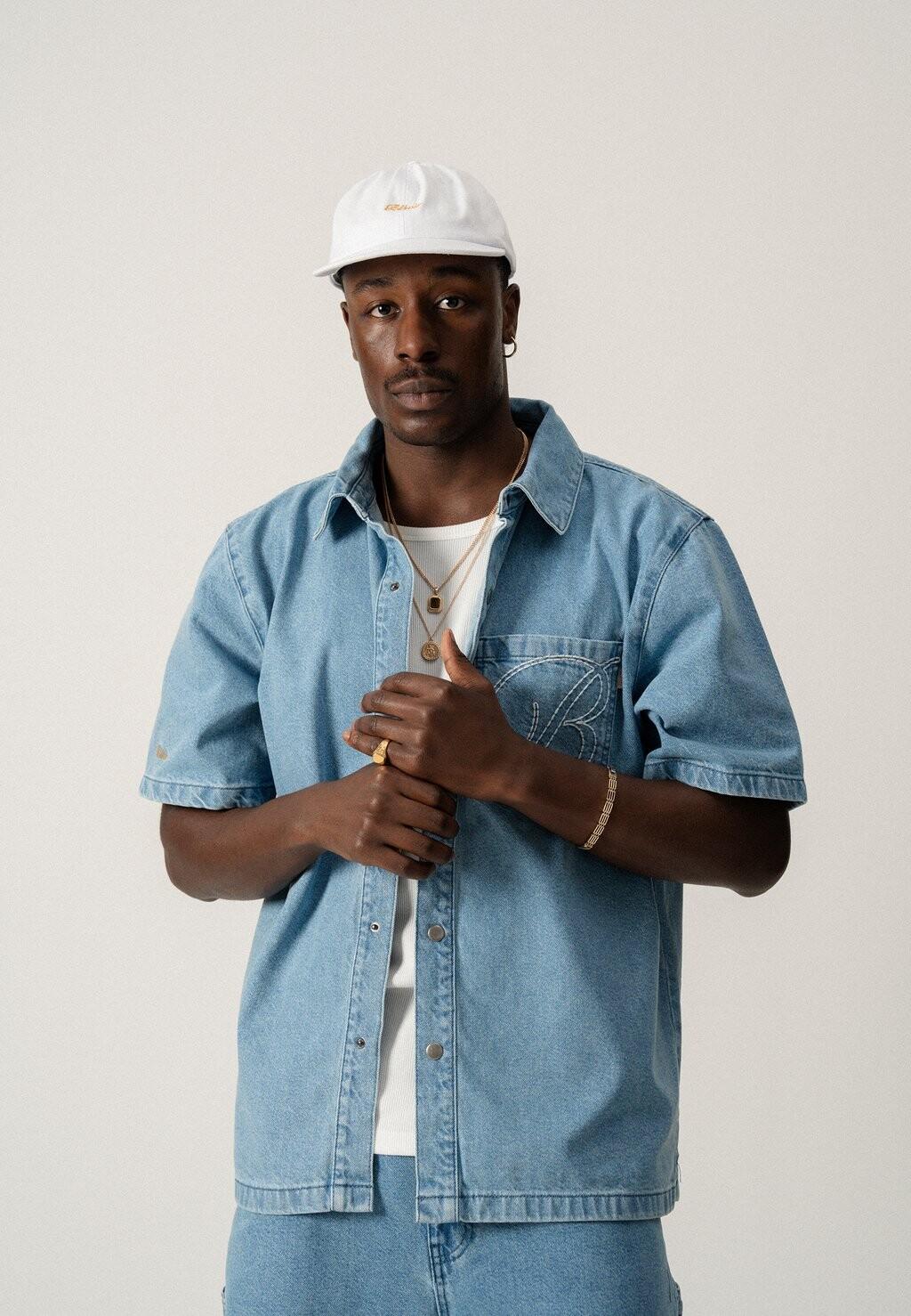 Бейсболка SCRIPT UNISEX BLKVIS, белый
Бейсболка SCRIPT UNISEX BLKVIS, белый