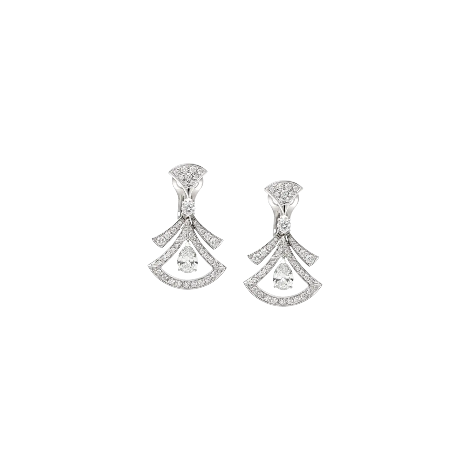 Серьги мечты див из белого золота с бриллиантами Bulgari
Серьги мечты див из белого золота с бриллиантами Bulgari