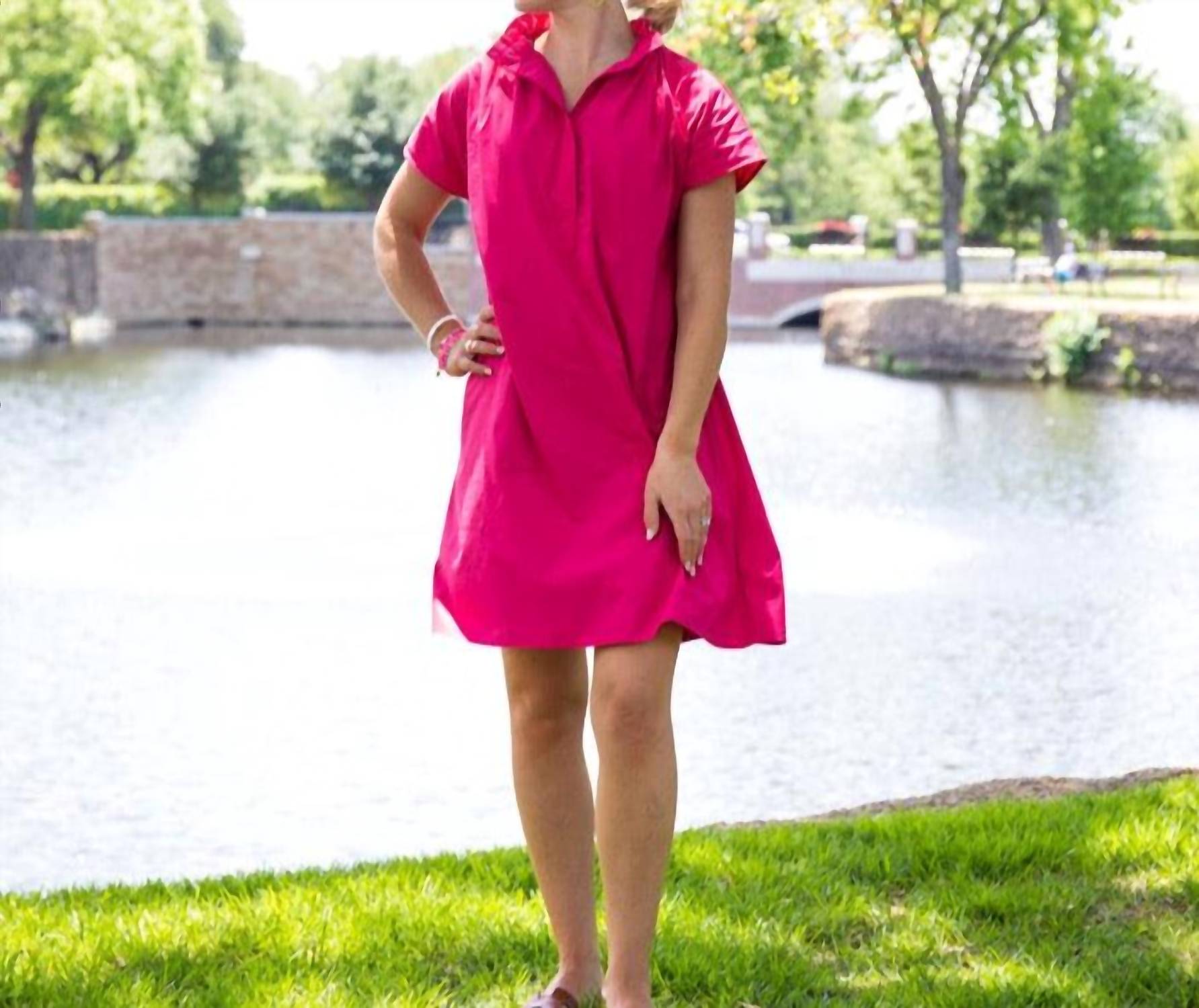 Платье Emily в цвете фуксия Caryn Lawn
Платье Emily в цвете фуксия Caryn Lawn