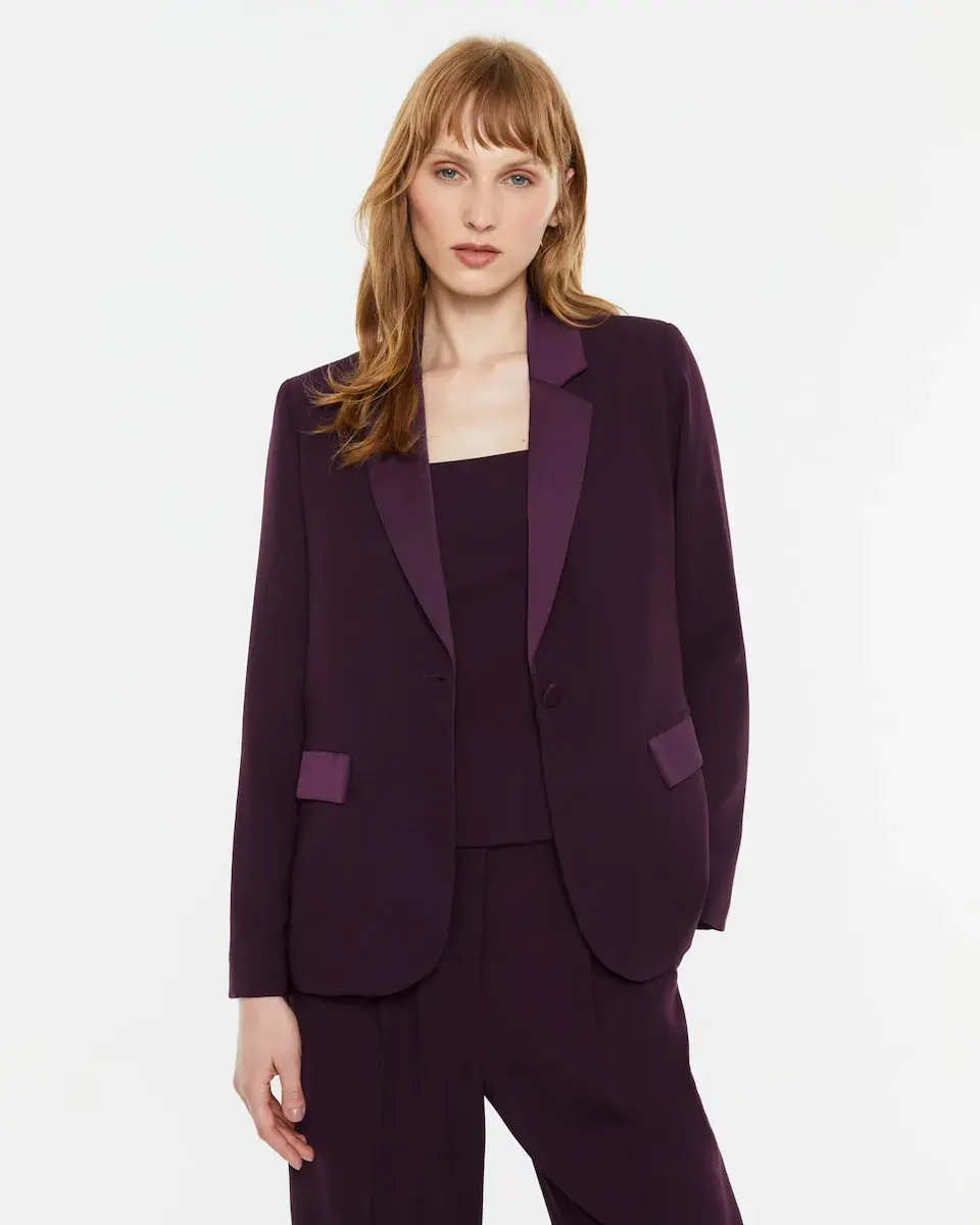 Женский пиджак с подкладкой Andam, фиолетовый
Женский пиджак с подкладкой Andam, фиолетовый