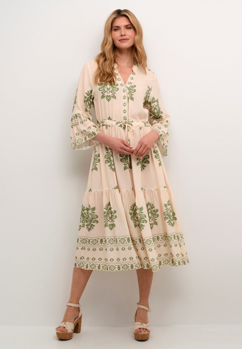 Повседневное платье CRKOREN Cream, зеленый
Повседневное платье CRKOREN Cream, зеленый