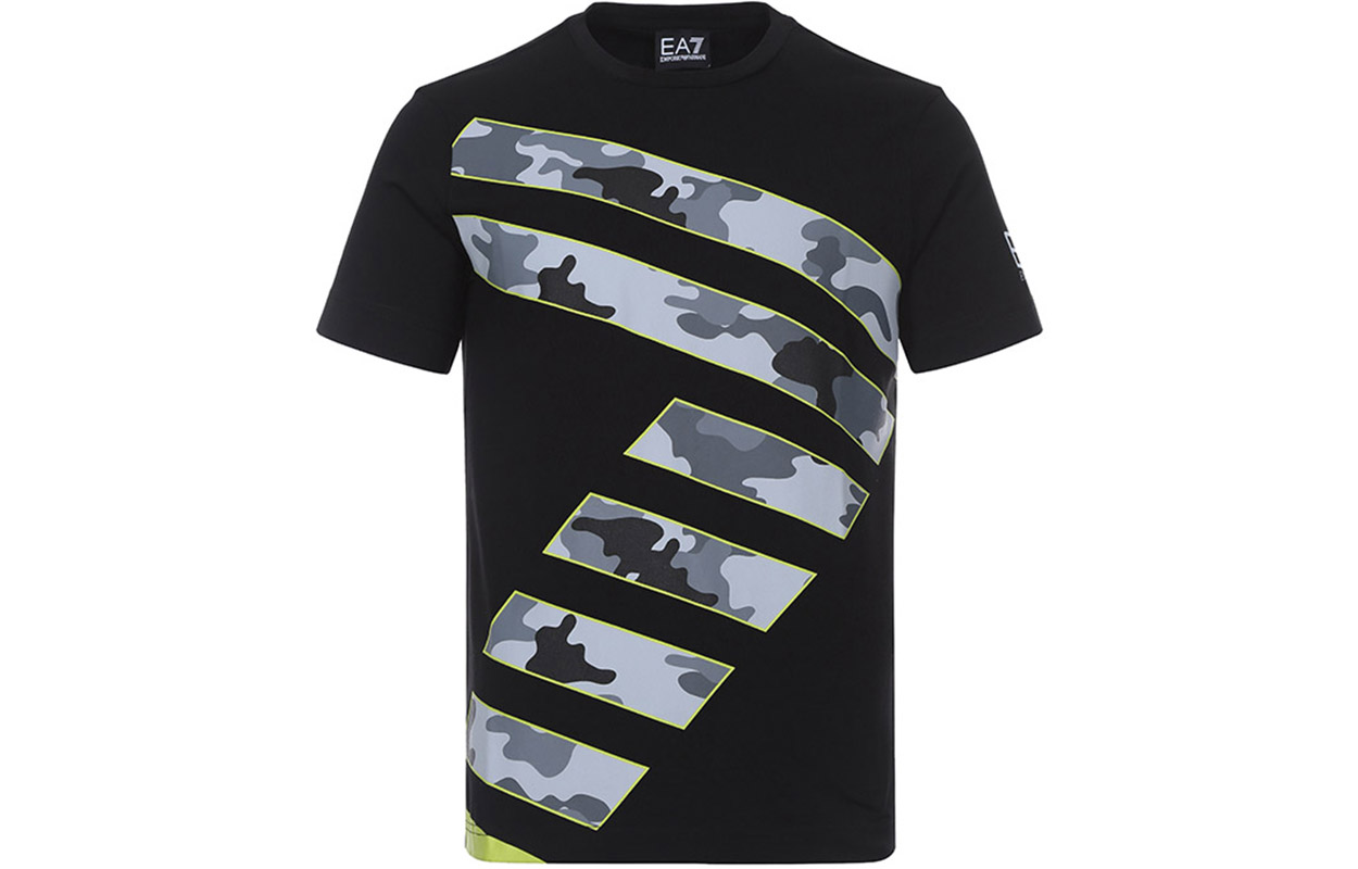 Футболка мужская черная EMPORIO ARMANI
Футболка мужская черная EMPORIO ARMANI