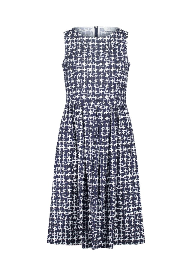 Летнее платье приталенное Vera Mont, мультиколор
Летнее платье приталенное Vera Mont, мультиколор