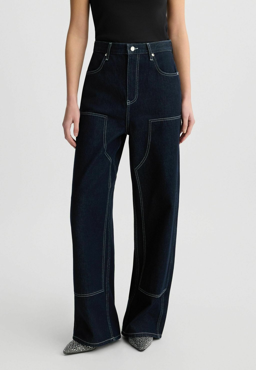 Расклешенные джинсы LIU JO, темно-синий
Расклешенные джинсы LIU JO, темно-синий