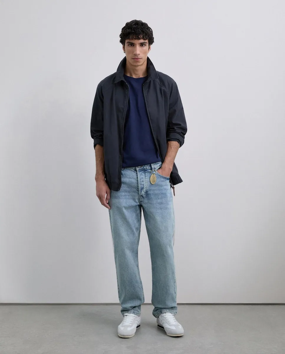 Мужская хлопковая футболка с коротким рукавом, обычного кроя Scalpers, темно-синий
Мужская хлопковая футболка с коротким рукавом, обычного кроя Scalpers, темно-синий