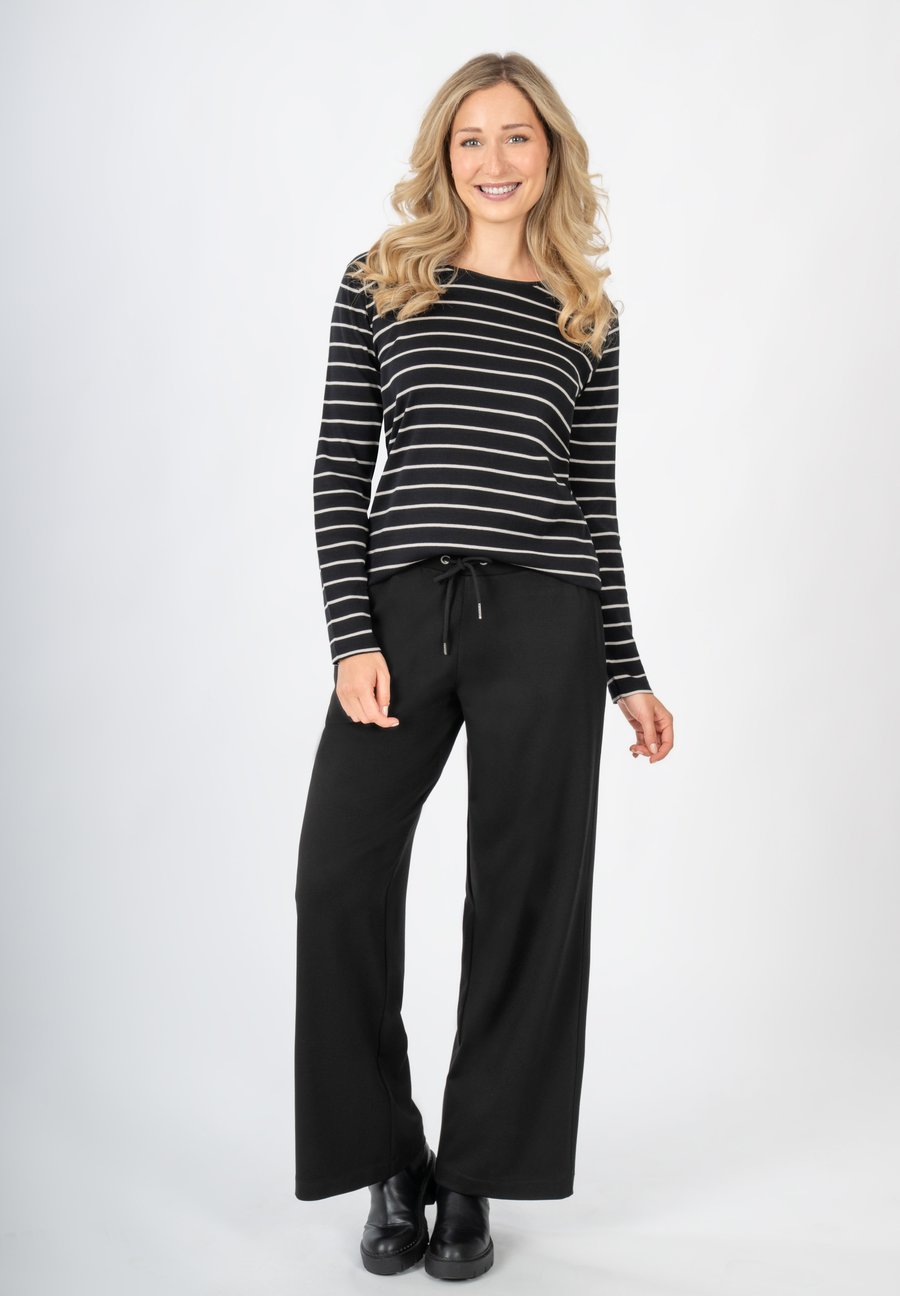 Топ Blue Seven Long sleeved top, Schwarz/Black
Топ Blue Seven Long sleeved top, Schwarz/Black