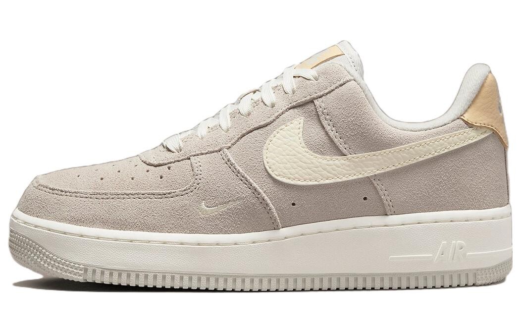 Кроссовки Nike Air Force 1 Low '07 'Light Bone' Women's
Кроссовки Nike Air Force 1 Low '07 'Light Bone' Women's