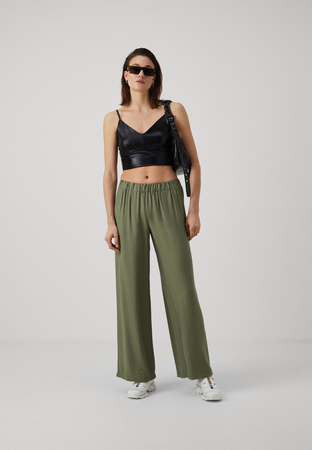 Брюки Onlzabbi Paula Life ONLY, глубокий лишайниковый цвет
Брюки Onlzabbi Paula Life ONLY, глубокий лишайниковый цвет