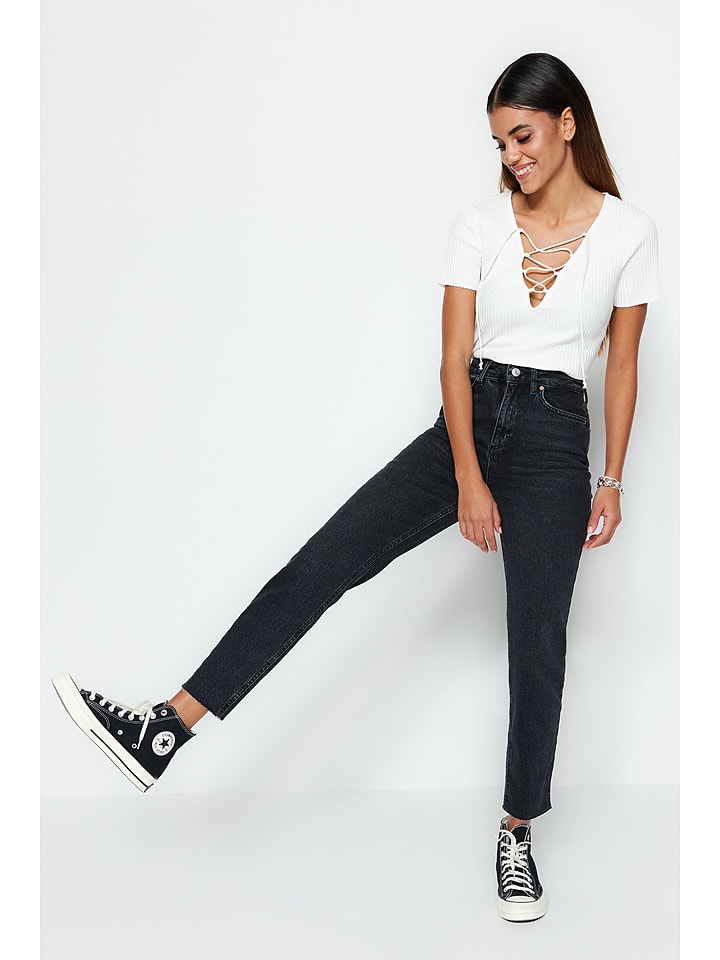 Джинсы trendyol, черный
Джинсы trendyol, черный