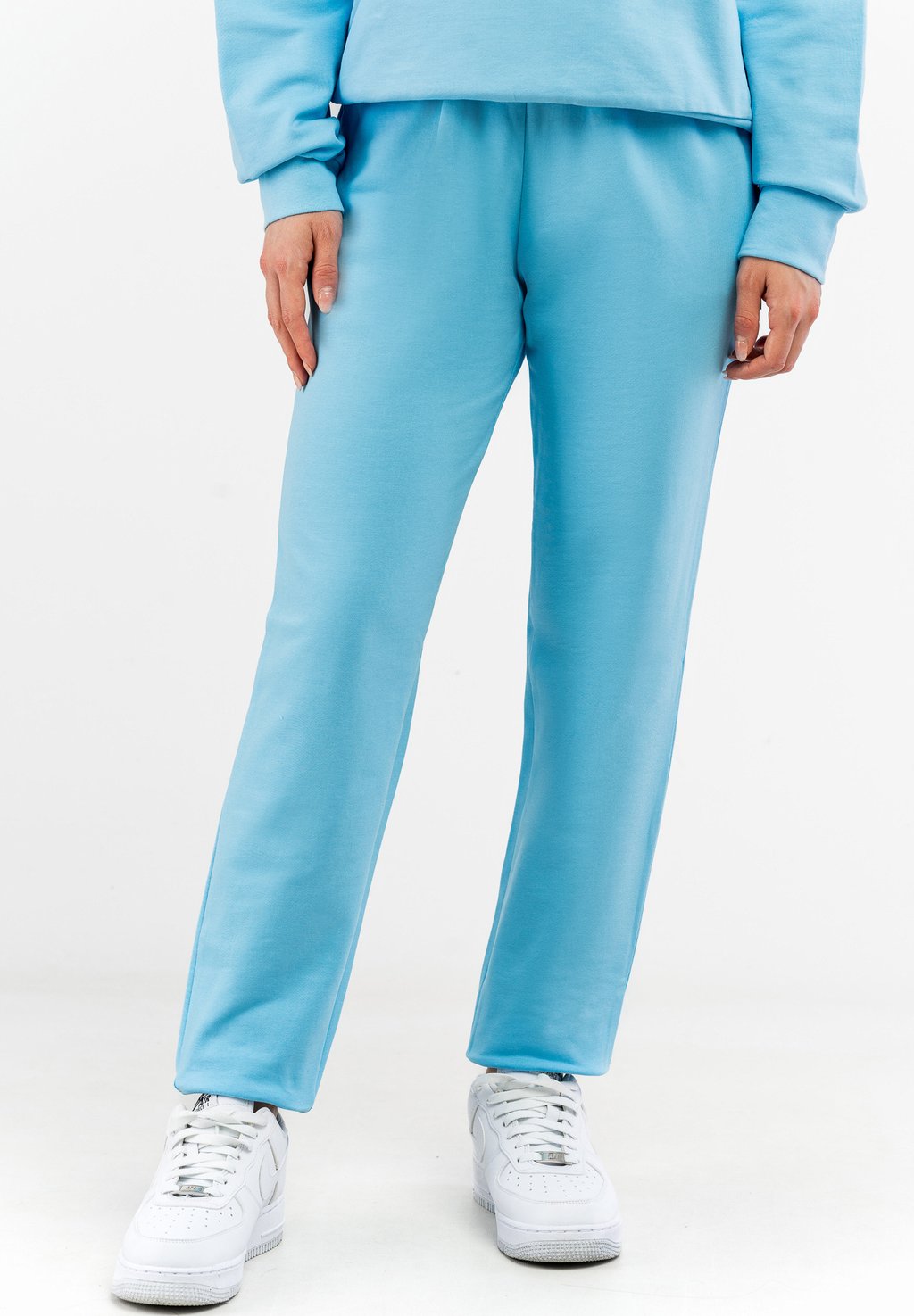 Спортивные штаны BACK LOGO ICE ICEBERG, светло-голубой
Спортивные штаны BACK LOGO ICE ICEBERG, светло-голубой