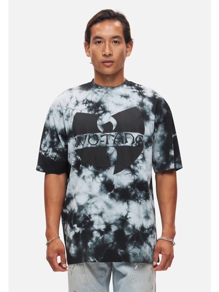 Футболка Re:Covered, цвет black tie-dye
Футболка Re:Covered, цвет black tie-dye