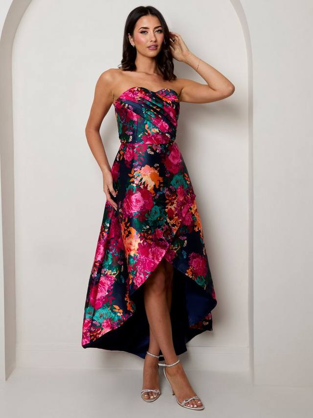 Миниатюрное платье-бандо в цветочек hi lo Chi Chi London, темно-синий/разноцветный
Миниатюрное платье-бандо в цветочек hi lo Chi Chi London, темно-синий/разноцветный