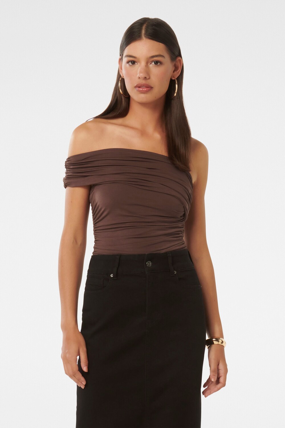 Топ Daphne на одно плечо со сборками Forever New, коричневый
Топ Daphne на одно плечо со сборками Forever New, коричневый