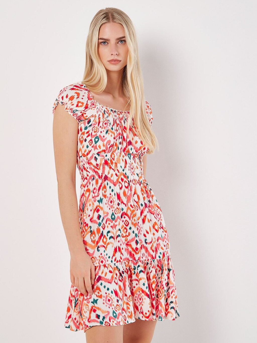 Платье дневное APRICOT COLOURFUL IKAT MILKMAID , цвет cream
Платье дневное APRICOT COLOURFUL IKAT MILKMAID , цвет cream