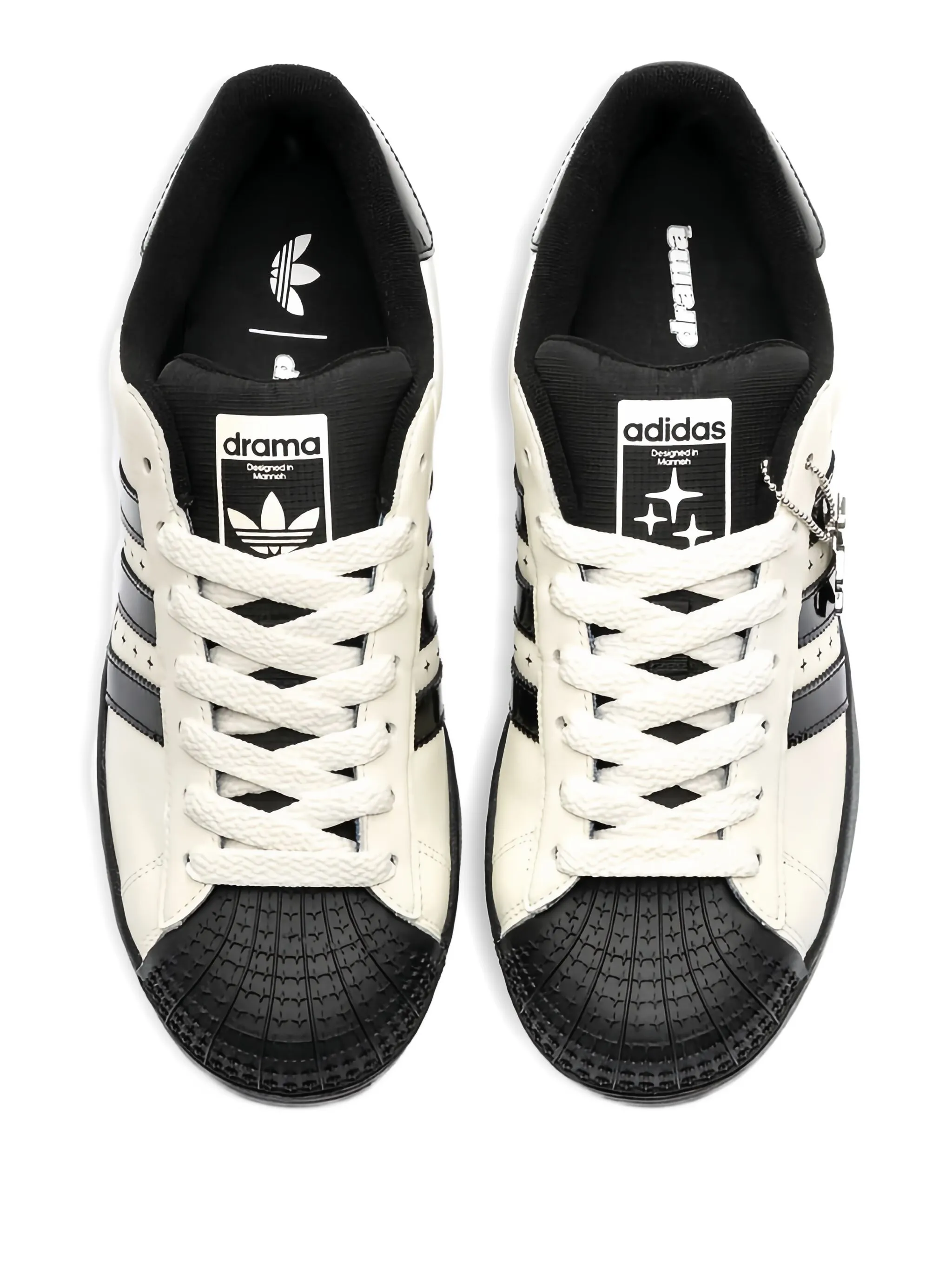 Кожаные кроссовки Superstar II Adidas, нейтральный
Кожаные кроссовки Superstar II Adidas, нейтральный