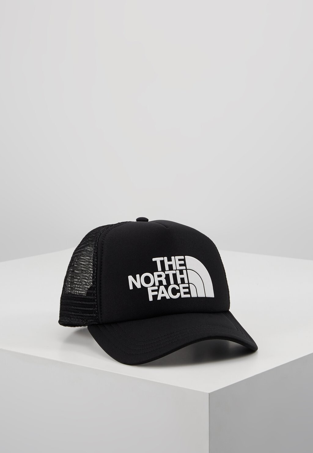 Бейсболка The North Face, черно-белый 
Бейсболка The North Face, черно-белый