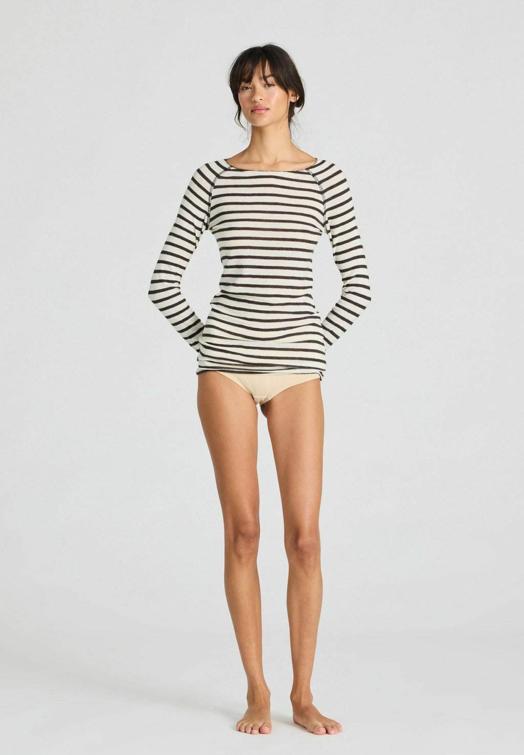 Топ с длинными рукавами GAI+LISVA, темно-серый
Топ с длинными рукавами GAI+LISVA, темно-серый