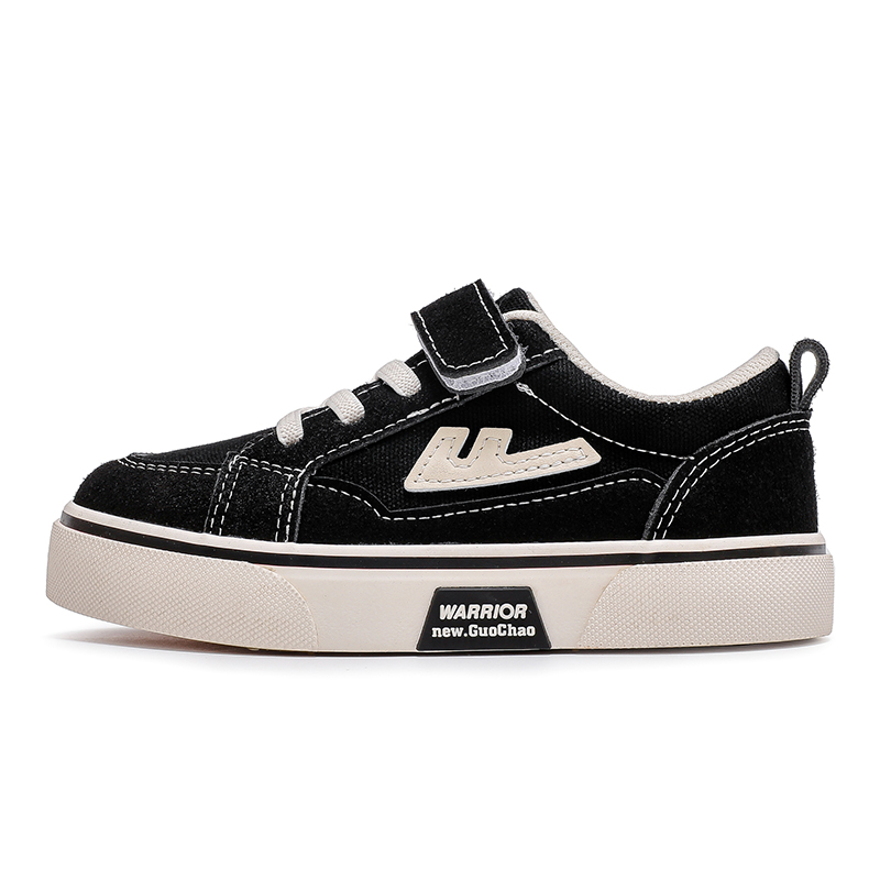 Непромокаемые легкие низкие детские матерчатые туфли Warrior Kids' Black
Непромокаемые легкие низкие детские матерчатые туфли Warrior Kids' Black